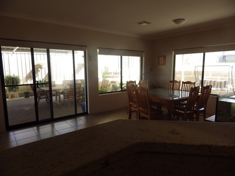 39 Premier Circle, Dongara WA 6525