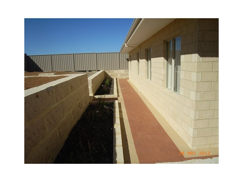 41 Premier Circle, Dongara WA 6525