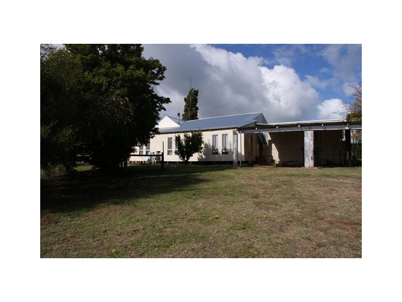 13-15 Victoria Road, Mingenew WA 6522