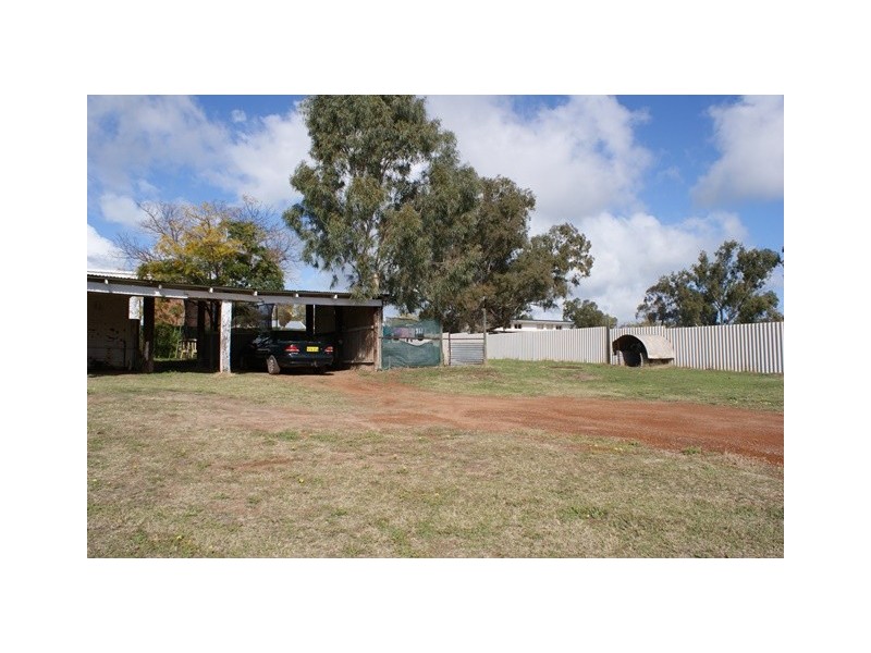 13-15 Victoria Road, Mingenew WA 6522