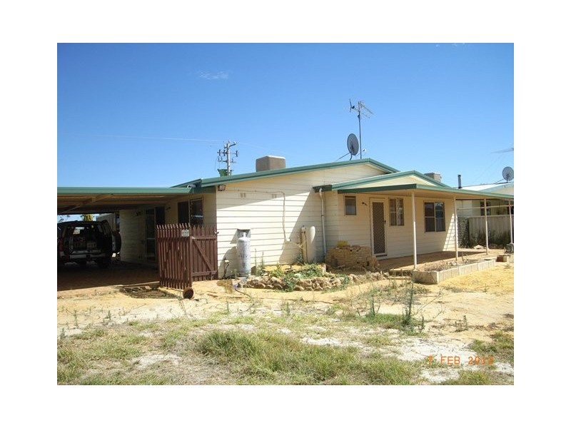 15 Gooch Street, Three Springs WA 6519