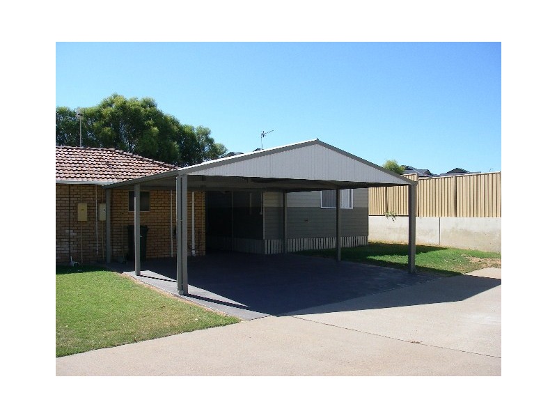 9/123 Point Leander Drive, Port Denison WA 6525