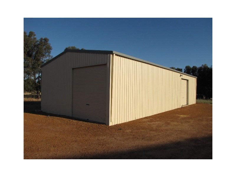 102 Brennand Road, Dongara WA 6525