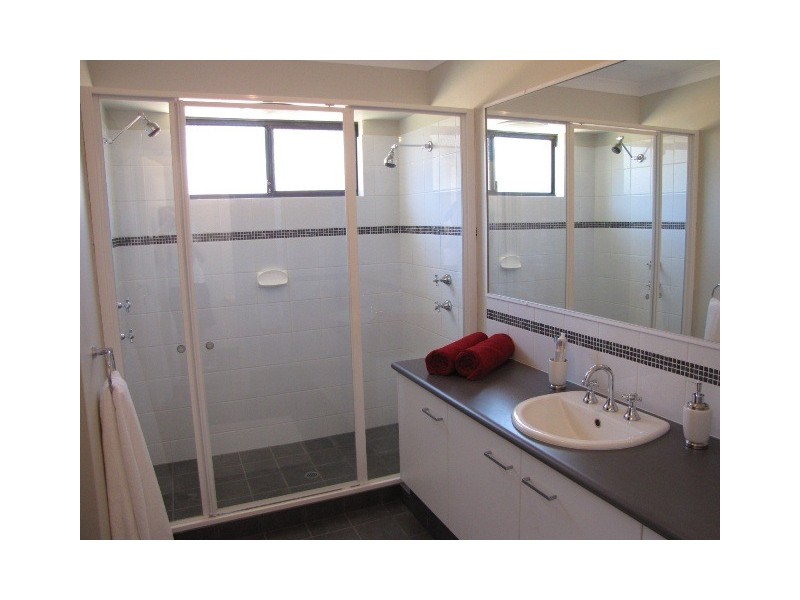 102 Brennand Road, Dongara WA 6525