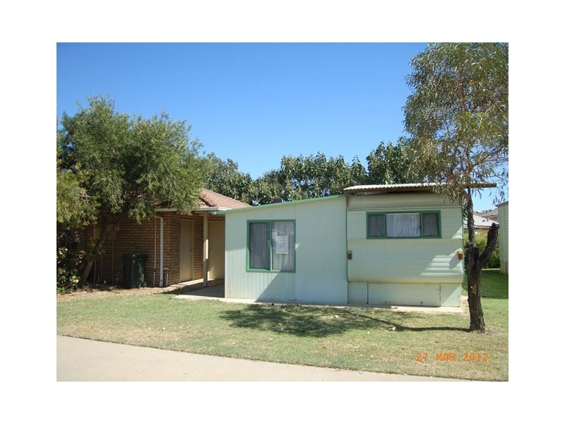 17/123 Point Leander Drive, Port Denison WA 6525