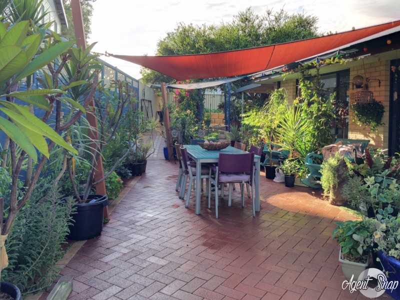 3 Nairn Court, Port Denison WA 6525