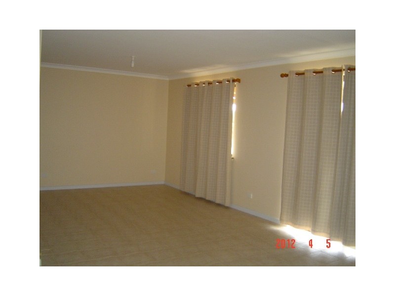 25 Honeymyrtle, Dongara WA 6525