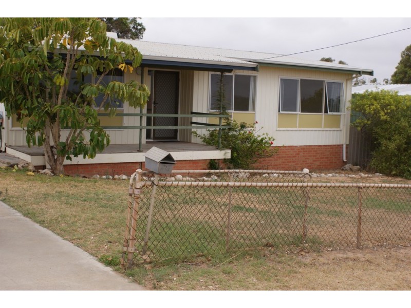 12 Bungaru Road, Port Denison WA 6525