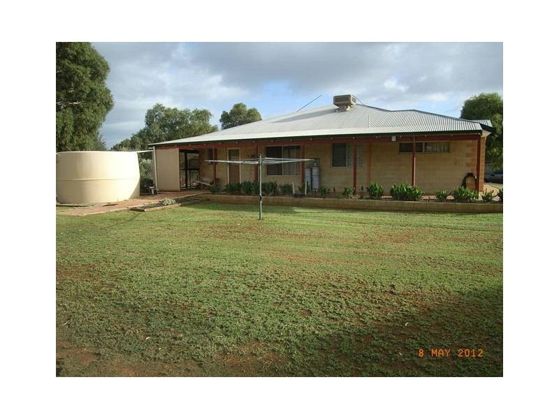 22 Bonniefield East Road, Dongara WA 6525