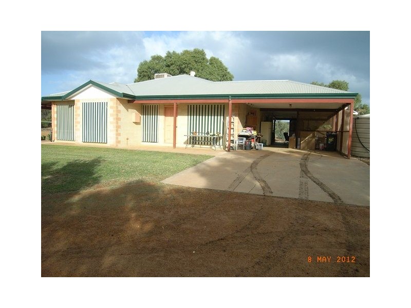 22 Bonniefield East Road, Dongara WA 6525