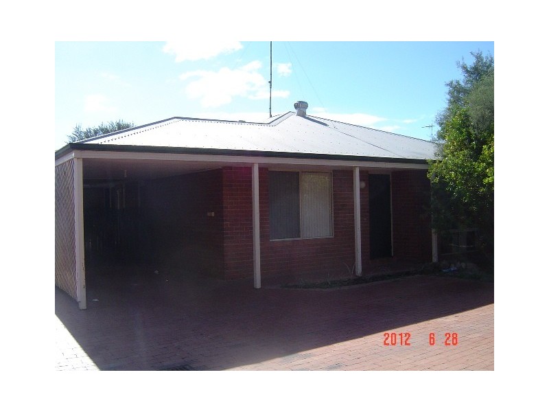 4/14 HOSKEN, Dongara WA 6525