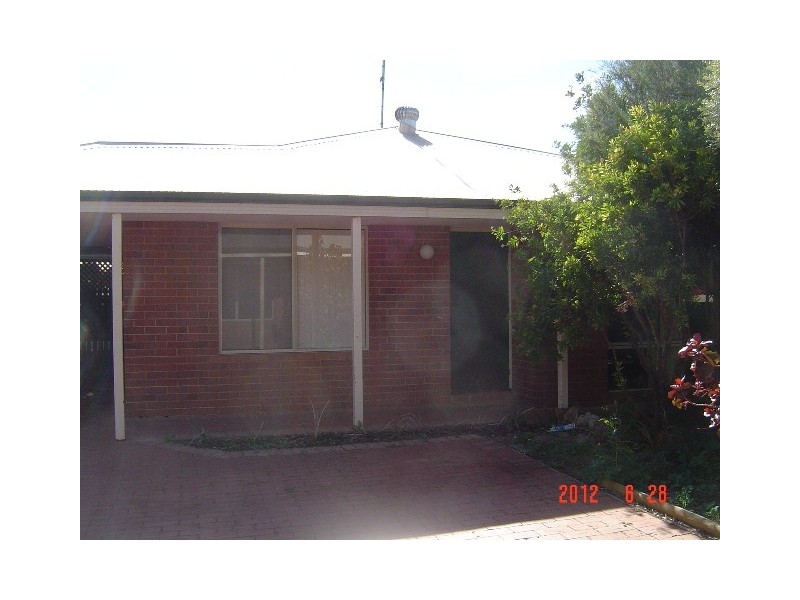 4/14 HOSKEN, Dongara WA 6525