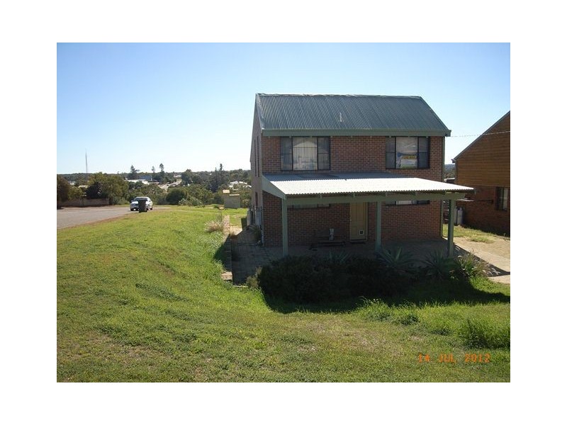 1/11 Kennedy Heights, Port Denison WA 6525