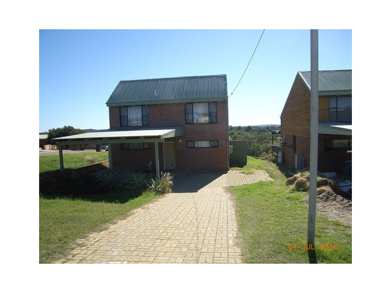 1/11 Kennedy Heights, Port Denison WA 6525