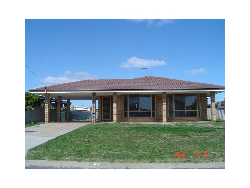 35 Carnarvon Street, Port Denison WA 6525