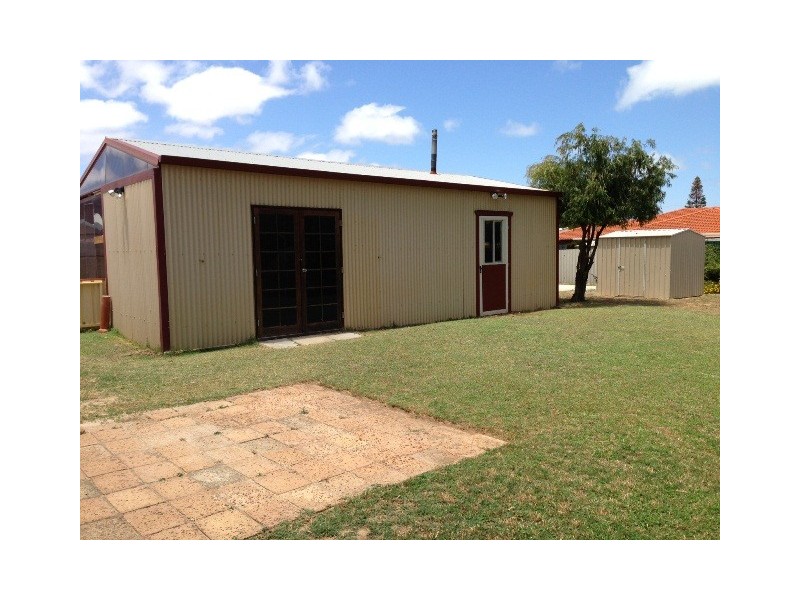 9 Hendy Street, Port Denison WA 6525