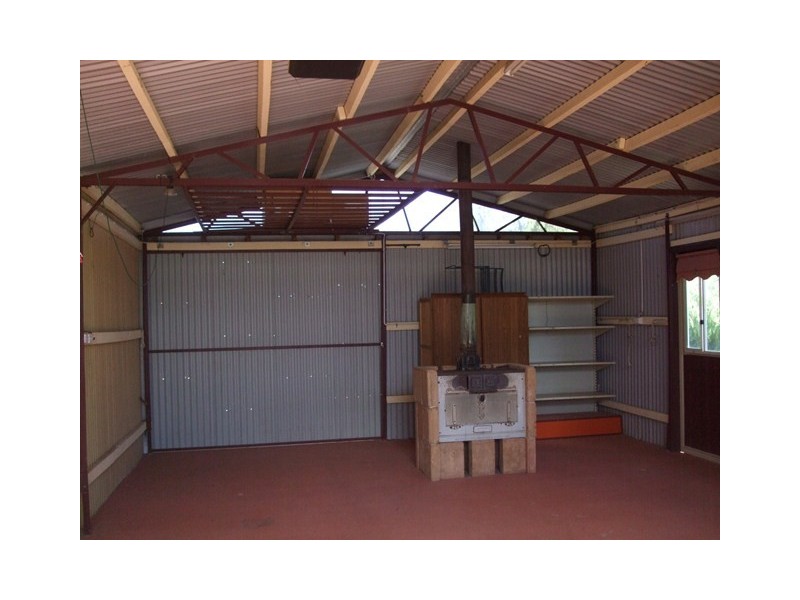 9 Hendy Street, Port Denison WA 6525