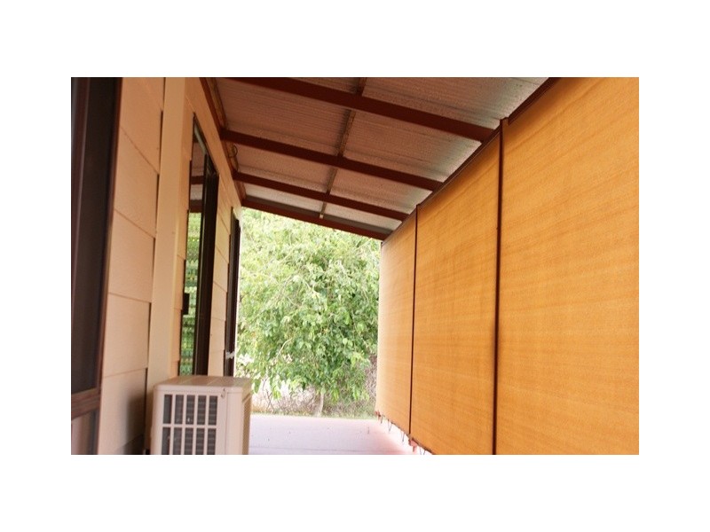 9 Hendy Street, Port Denison WA 6525