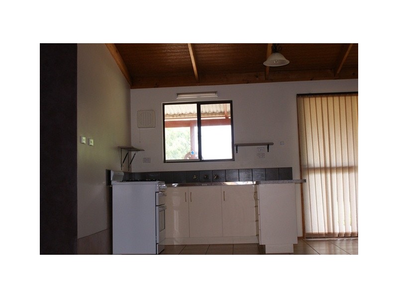 9 Hendy Street, Port Denison WA 6525