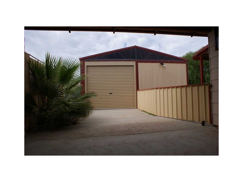 9 Hendy Street, Port Denison WA 6525