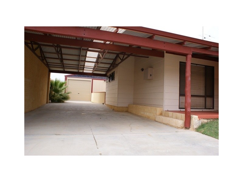 9 Hendy Street, Port Denison WA 6525