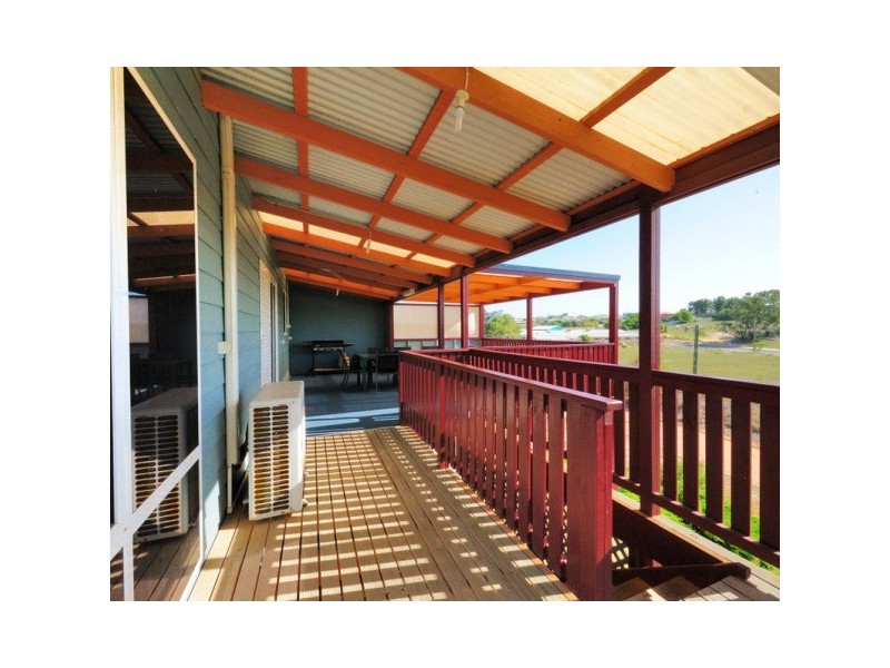 10 Parker Street, Port Denison WA 6525