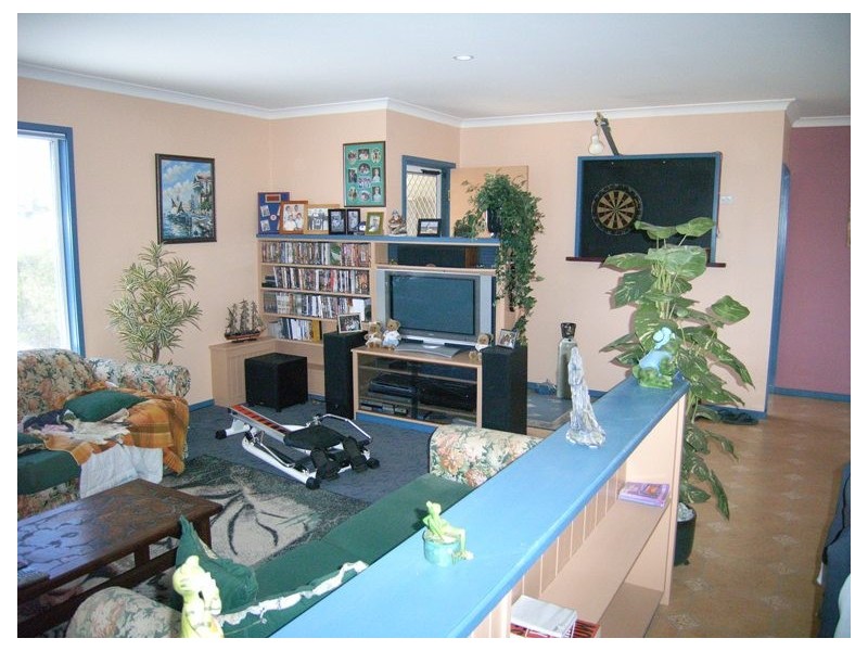 10 Parker Street, Port Denison WA 6525