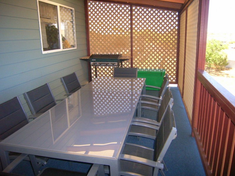 10 Parker Street, Port Denison WA 6525