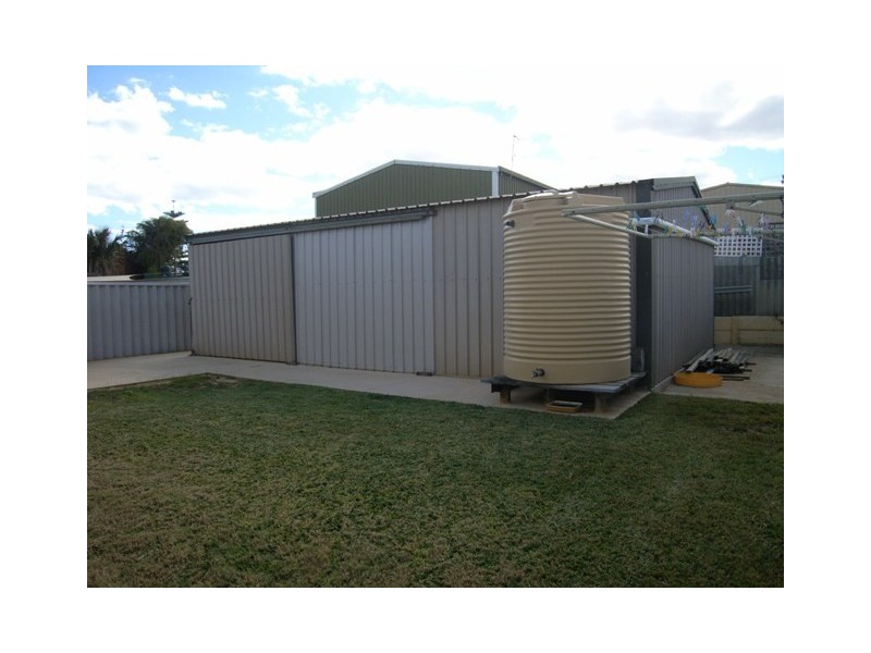 18B Peterwangey Place, Port Denison WA 6525
