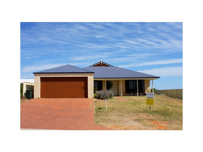 4 Barrett Cove, Dongara WA 6525
