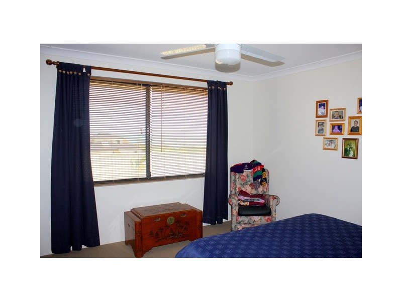 4 Barrett Cove, Dongara WA 6525