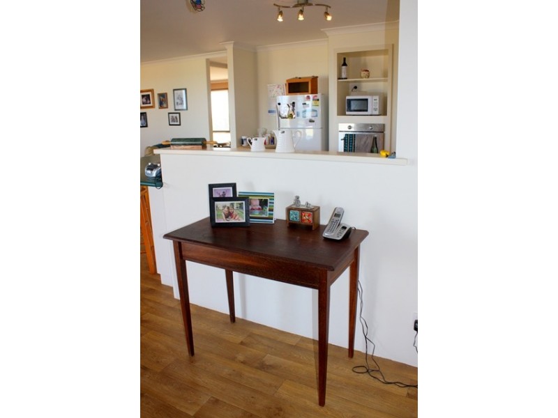 4 Barrett Cove, Dongara WA 6525