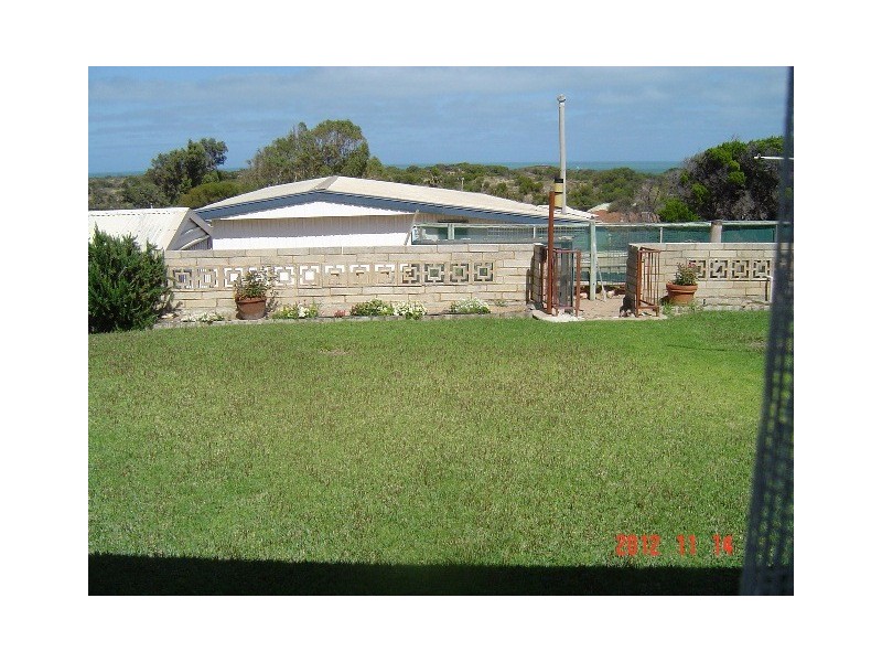 2 Downes Way, Port Denison WA 6525