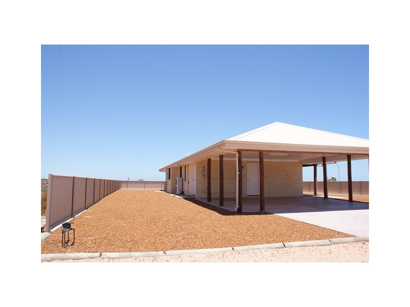 8 Oakley Ridge, Denham WA 6537