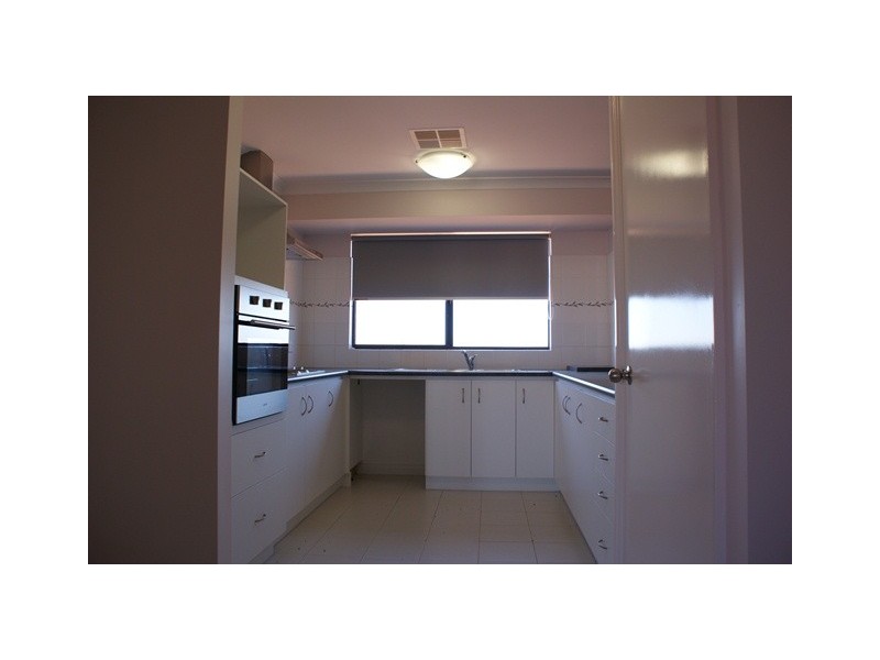 8 Oakley Ridge, Denham WA 6537