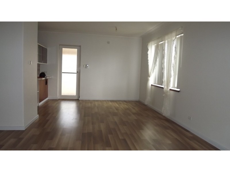 6 Healy, Port Denison WA 6525