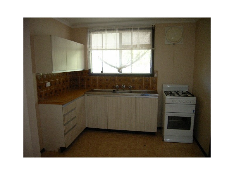 8B Criddle, Dongara WA 6525