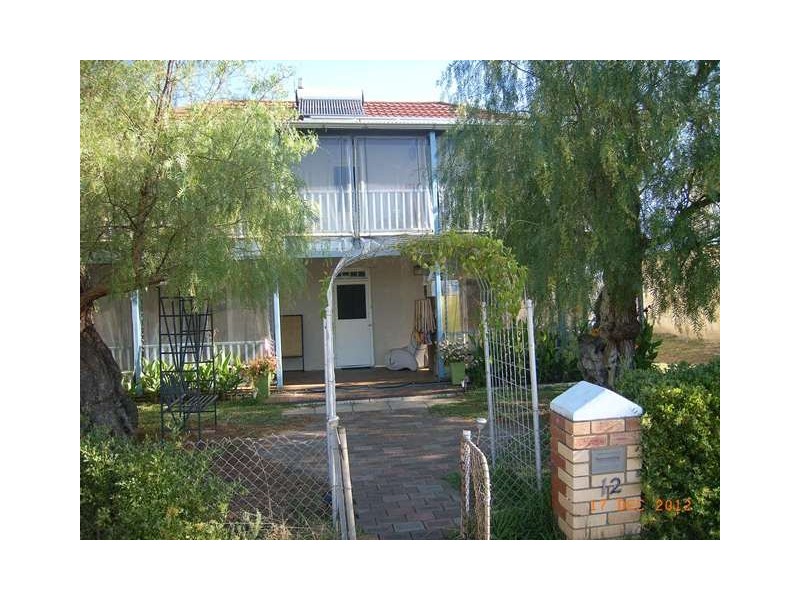 12 Hunts Road, Dongara WA 6525