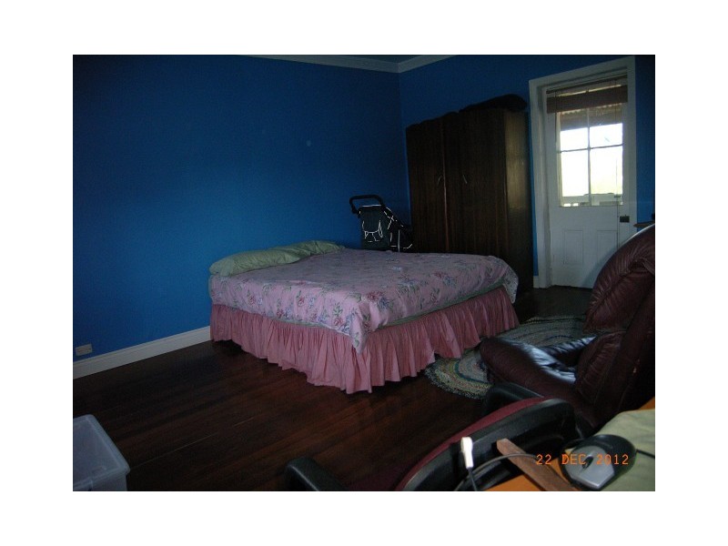 12 Hunts Road, Dongara WA 6525