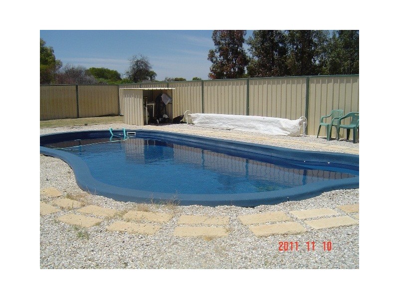 235 St Dominics, Springfield WA 6525