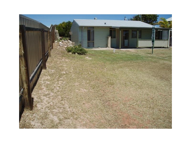 8 Richardson Rd, Port Denison WA 6525