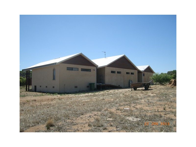 148 Brennand Road, Dongara WA 6525