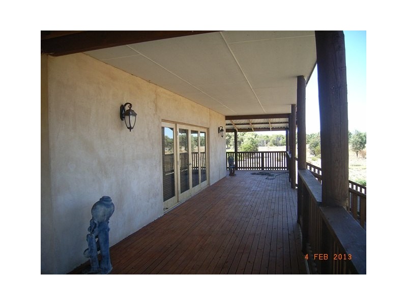 148 Brennand Road, Dongara WA 6525