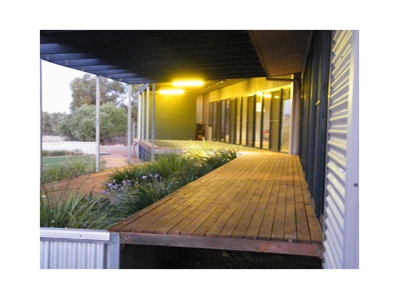 126 Fane Road, Dongara WA 6525