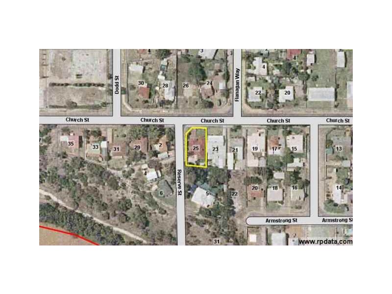 25 Church Street, Dongara WA 6525