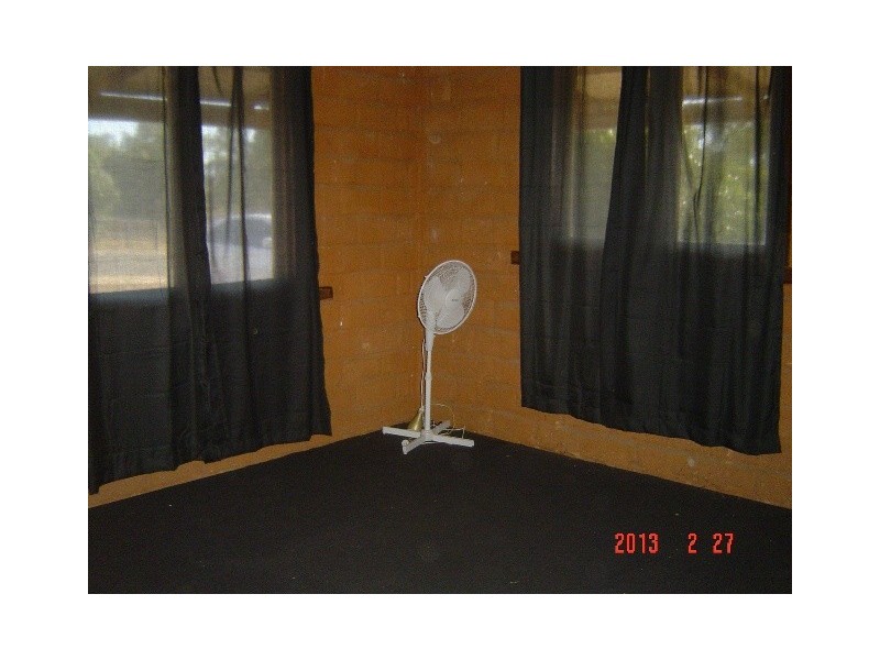 1 Pickering Drive, Dongara WA 6525