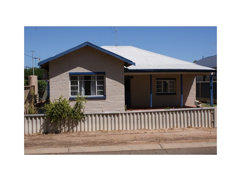 19 Walton Street, Dongara WA 6525