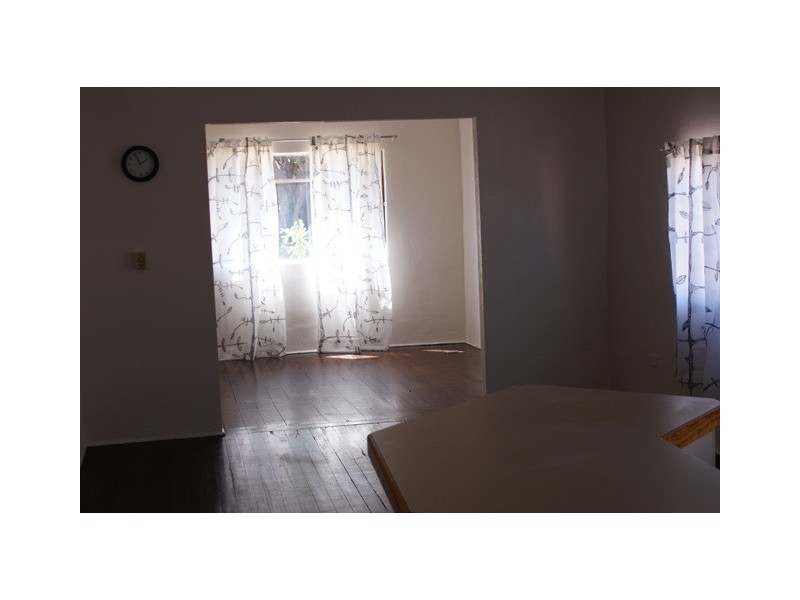 19 Walton Street, Dongara WA 6525