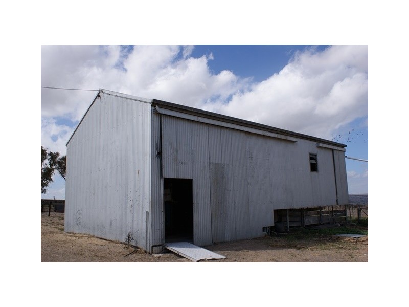 1986 Allanooka Springs Road, Allanooka WA 6525