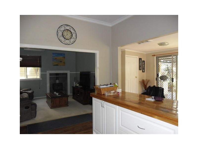 22 Caron Street, Carnamah WA 6517